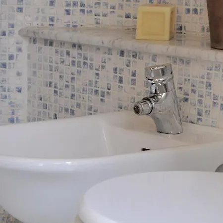 Casa Vincenzi Apartman Imperia